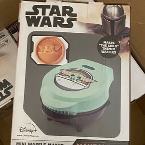 Star Wars waffle maker
